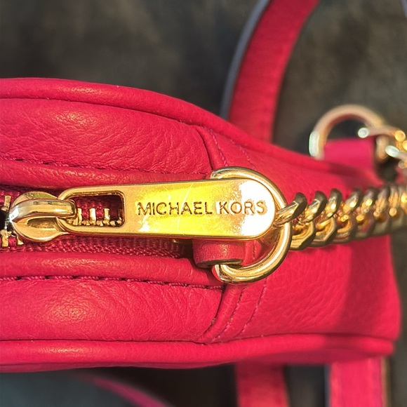 MICHAEL KORS HAMILTON HOT PINK LEATHER MESSENGER CROSSBODY BAG GOLD CHAIN SMALL - Picture 8 of 9